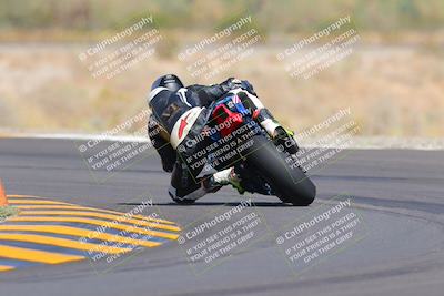 media/Oct-09-2022-SoCal Trackdays (Sun) [[95640aeeb6]]/Turn 14 Backside (1125am)/